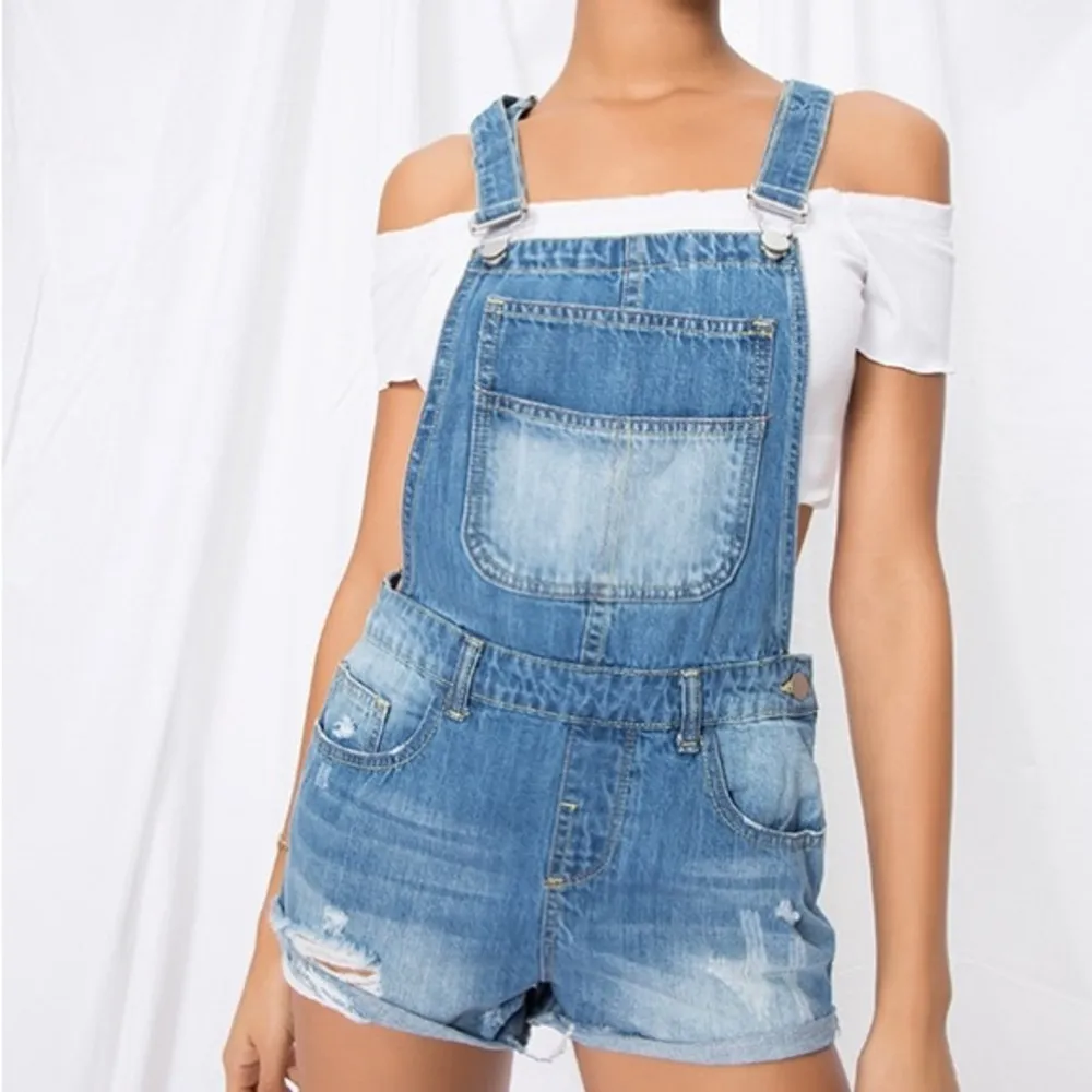 NWT Revolve Superdown Carmen denim short overalls Medium - Image 4