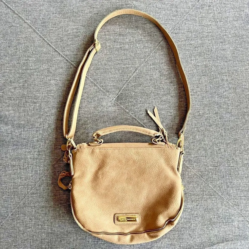 Steve Madden Crossbody Bag Tan Saddle Messenger Handbag Purse Faux Leather Suede - Image 2
