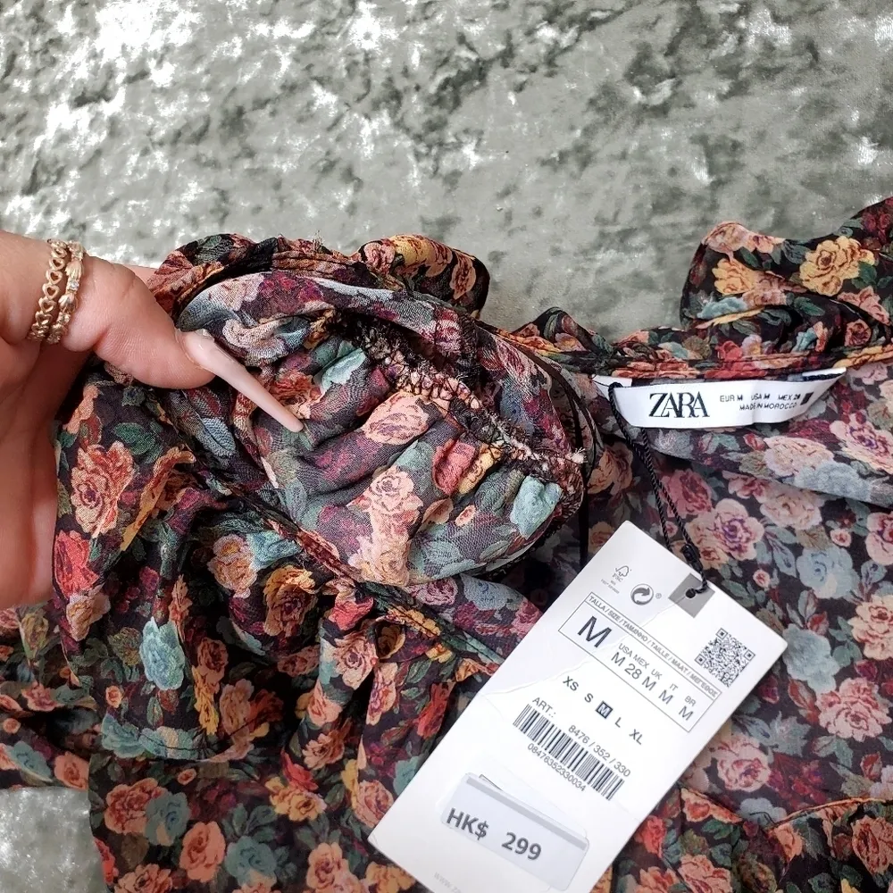 Zara Floral Ruffled Crop Top - Image 6