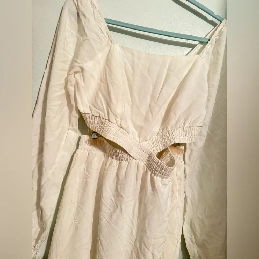 Cutout Sides White Dress Size L - Image 2