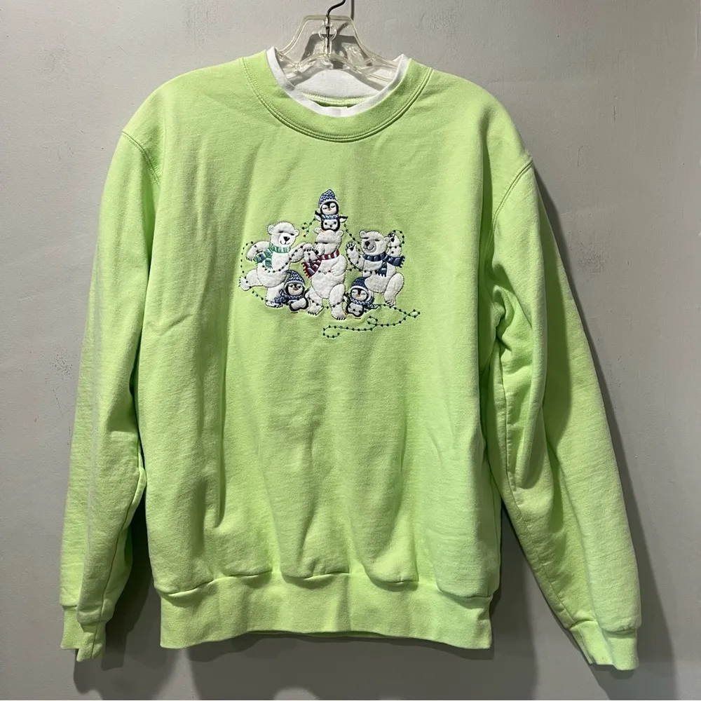 Morning Sun Polar Bear Embroidered Green Christmas Sweatshirt Size Large - Image 3