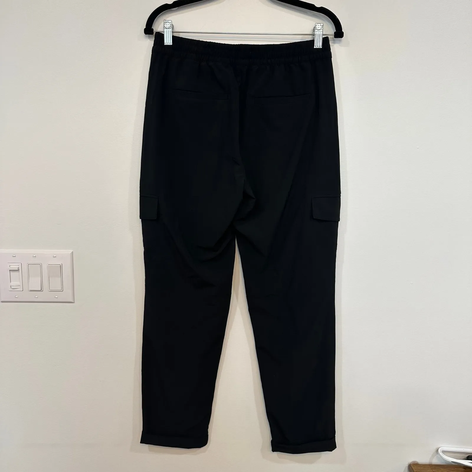 Banana Republic Standard Womens Pants Small NWT $89 Fly Weight Black Cargo Track - Image 8