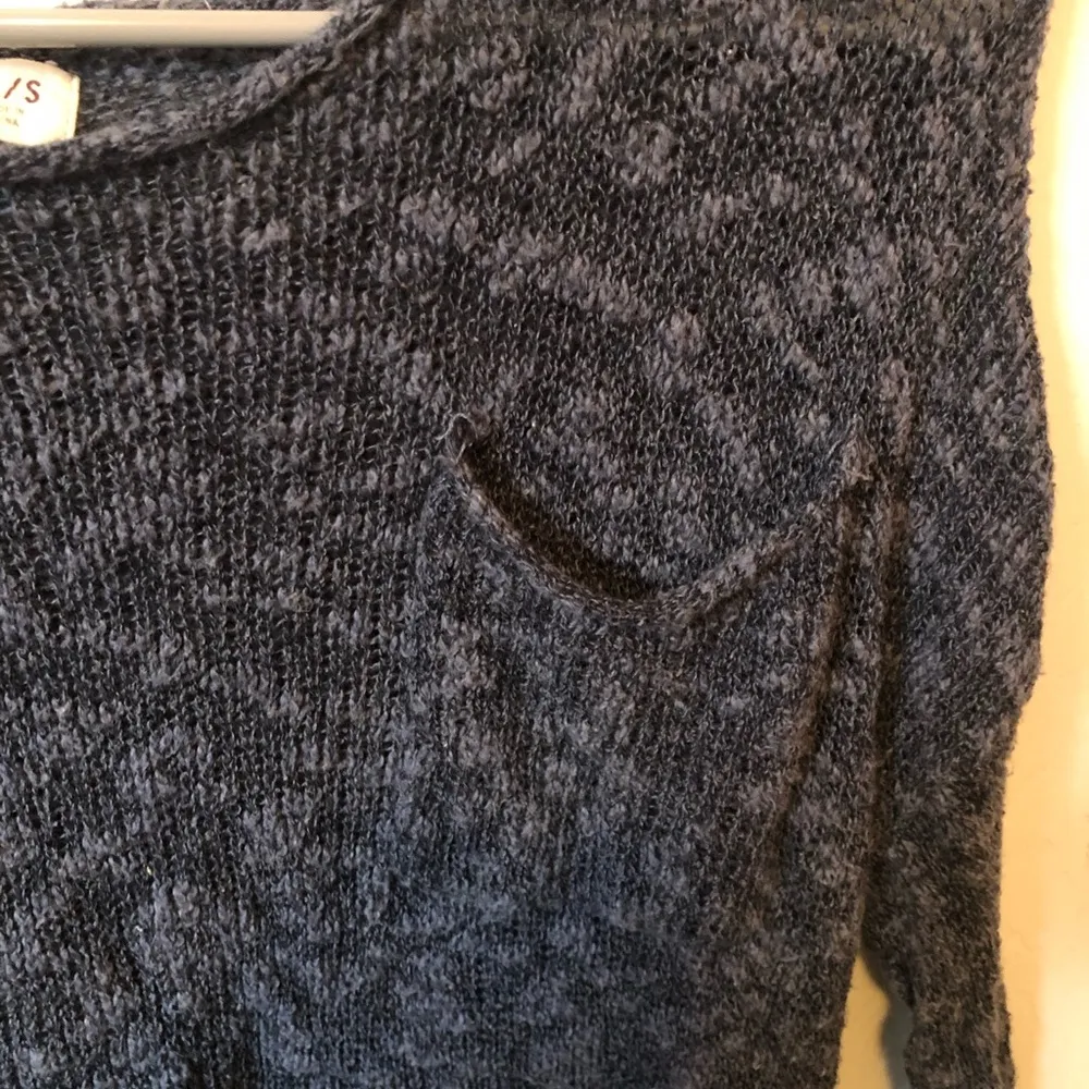 XS/S Hollister Cropped Navy Sweater - Image 6