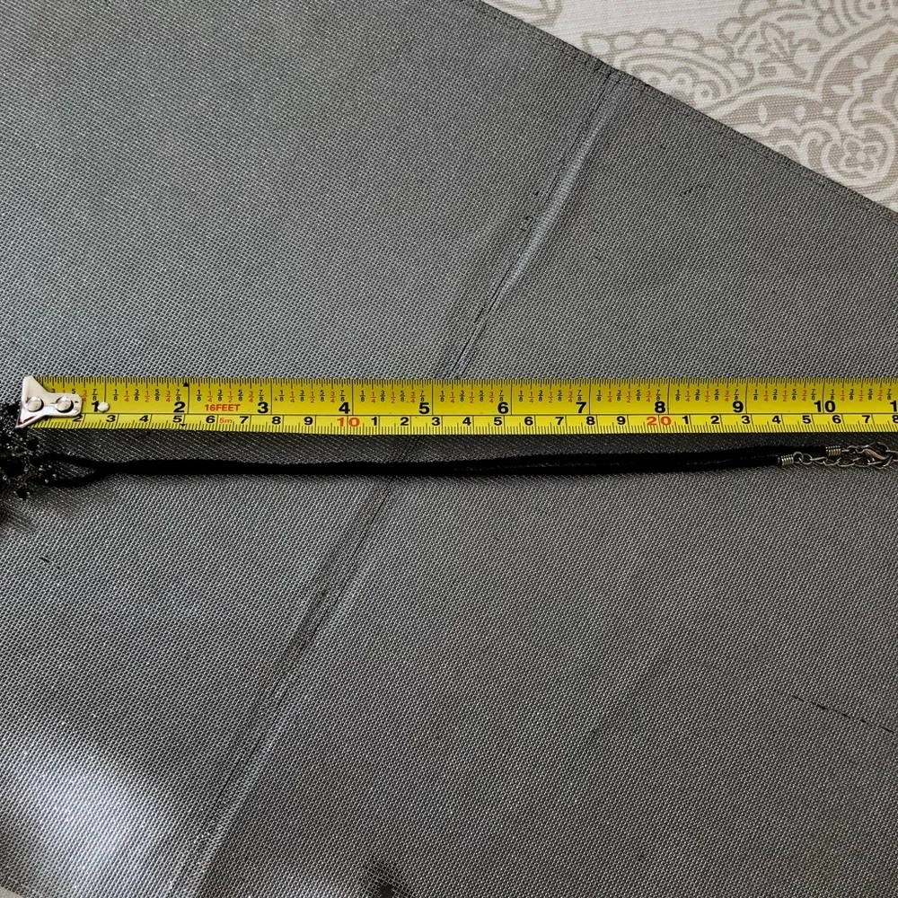 Large 3” Gothic Black Stone cross Pendant on suede necklace & Cross earrings - Image 9