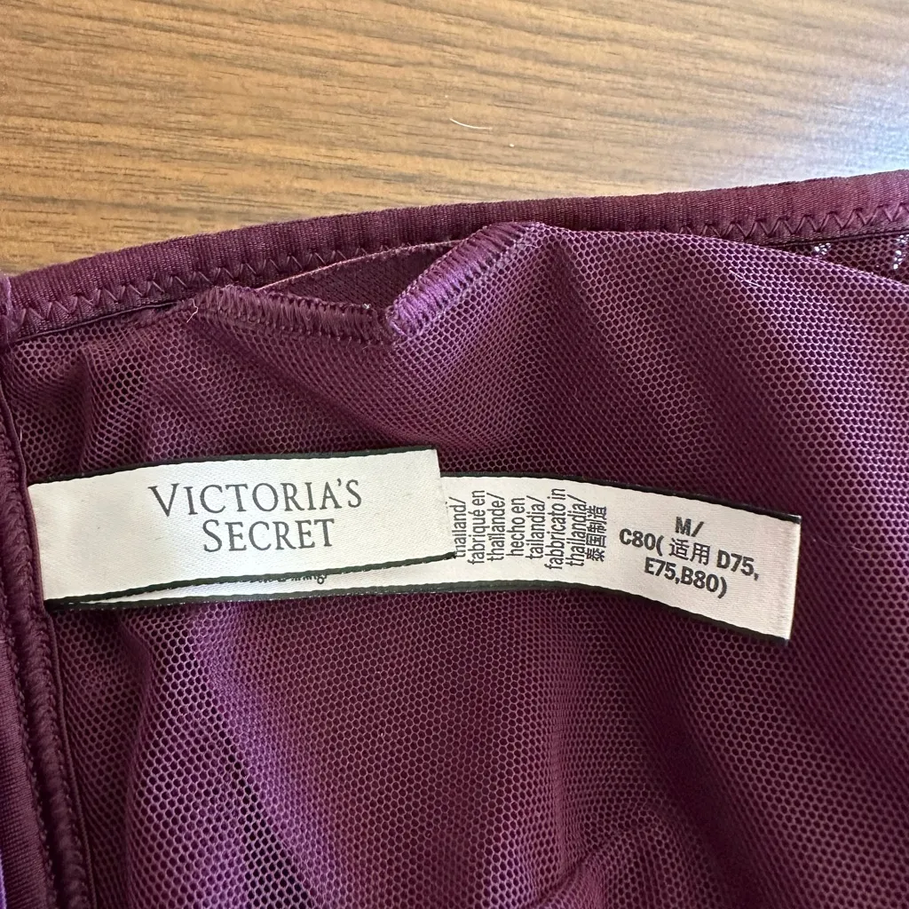 Victoria’s Secret Lace Bralette. - Image 3