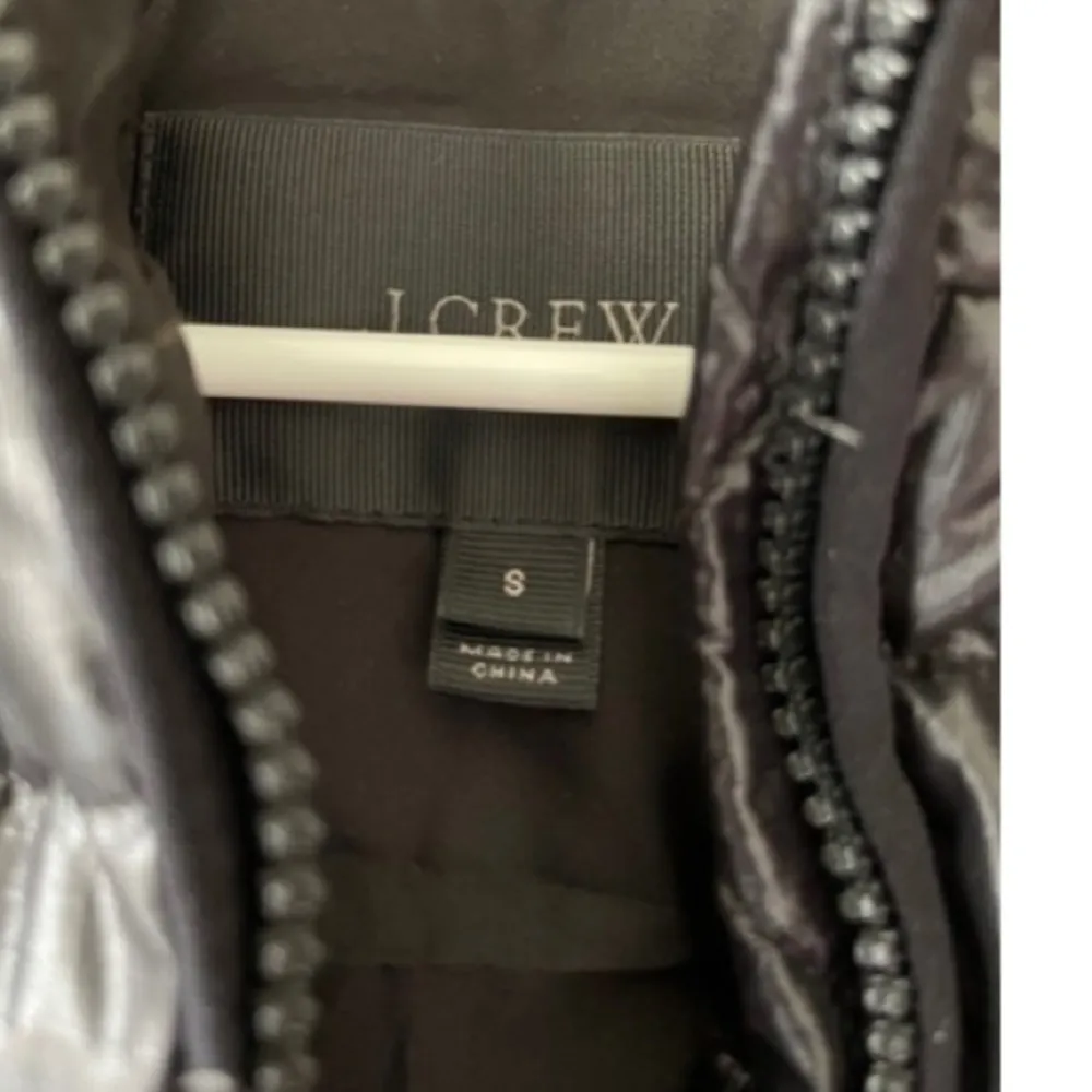 Like new j.crew down coat with fur trim - Image 5