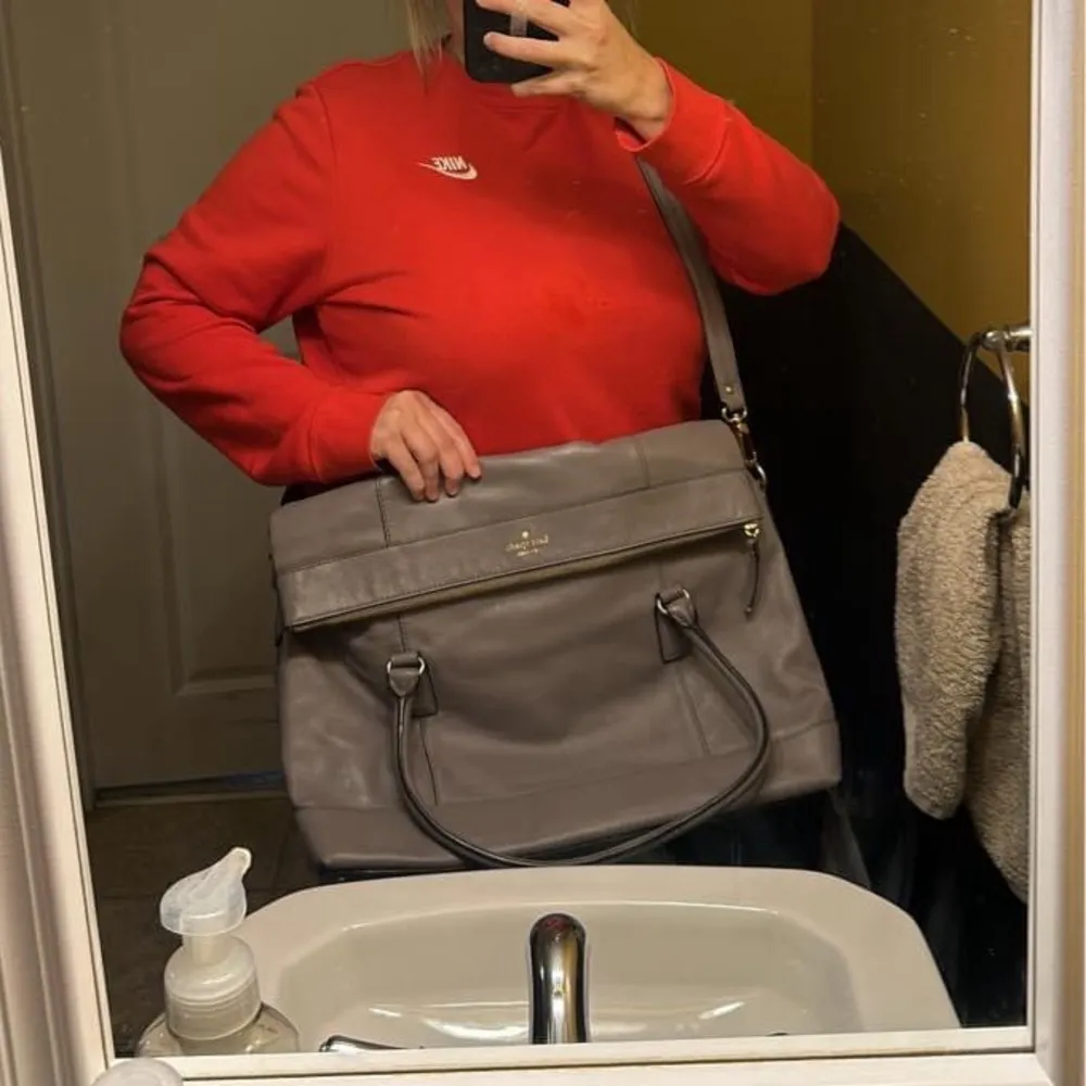 Kate Spade Carmen Fremont Place Gray Soft Leather Travel Handbag - Image 6