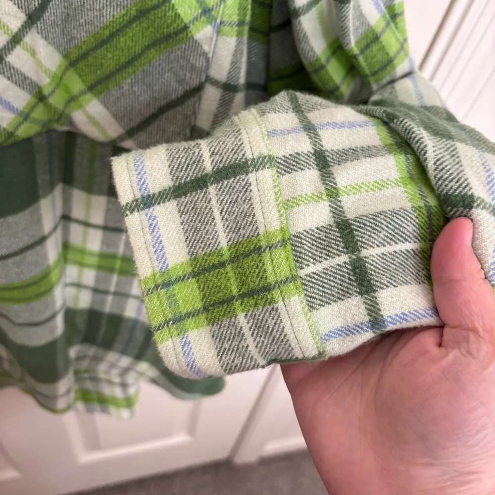 Aerie Green Oversized Button Up Flannel - Image 4