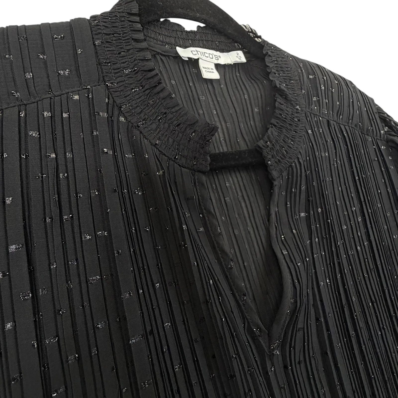 Chico’s Pleated Shimmer Blouse Black 12/2 Balloon Sleeves Evening Top Festive - Image 6