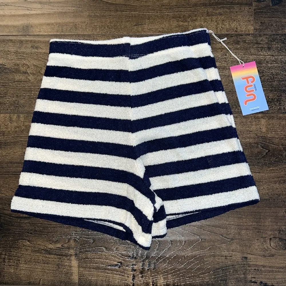 NWT Warm Fun Sunset Striped Super Waist High Shorts Blue - Image 2