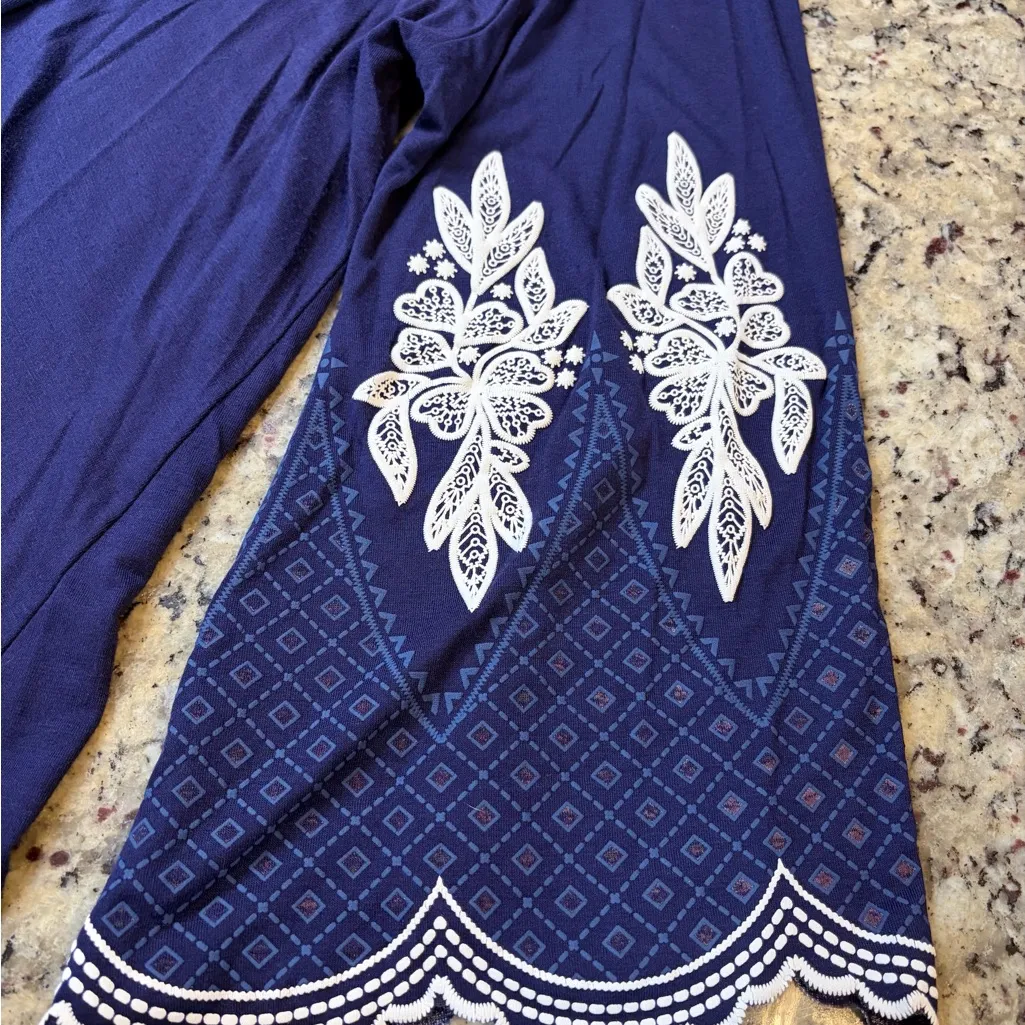 Ecla Women's Boho Blue Open Cardigan with White Accented Bell Sleeves Size XL - Image 3