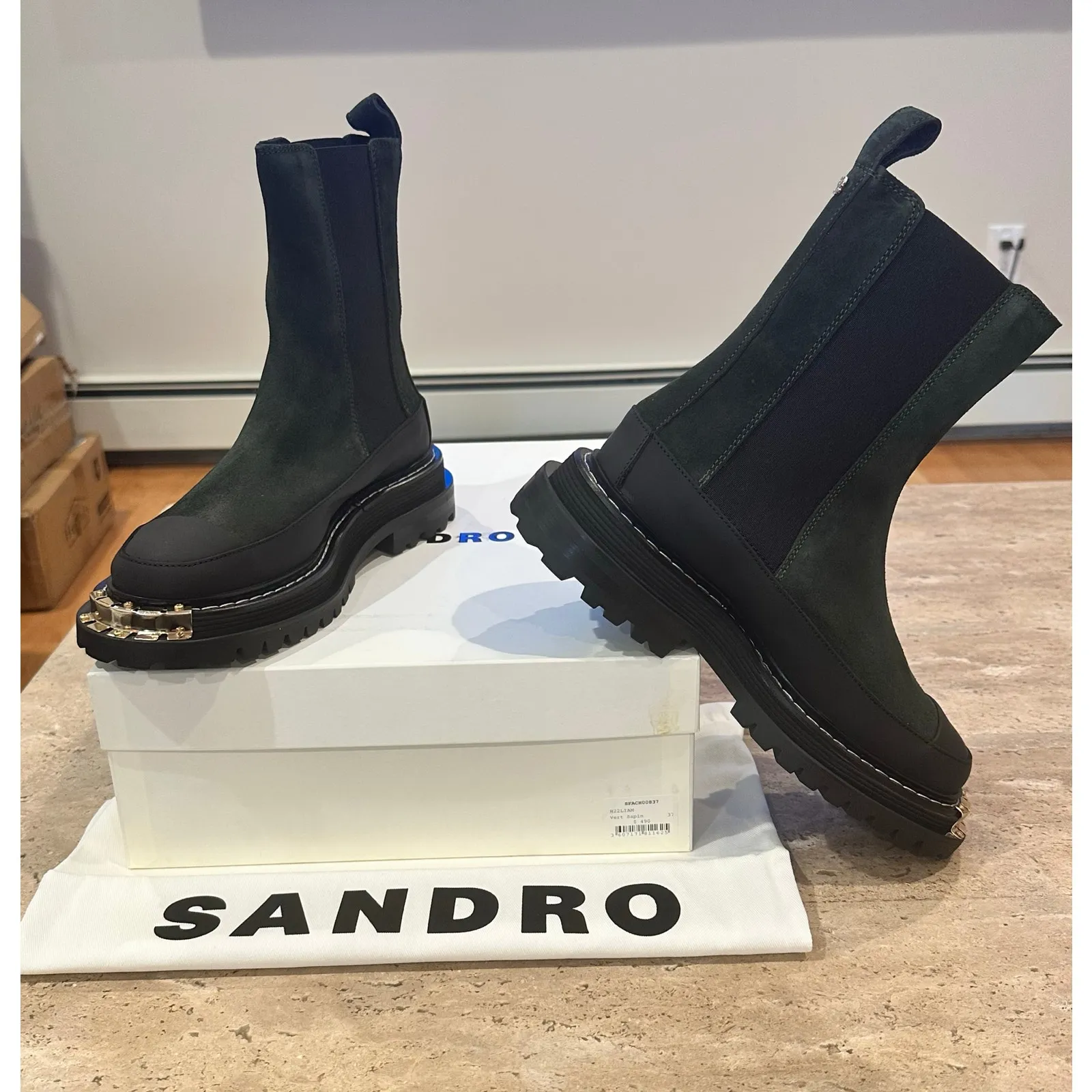 NEW Sandro Liam Chelsea Boot Green Leather Size 37 - Image 5