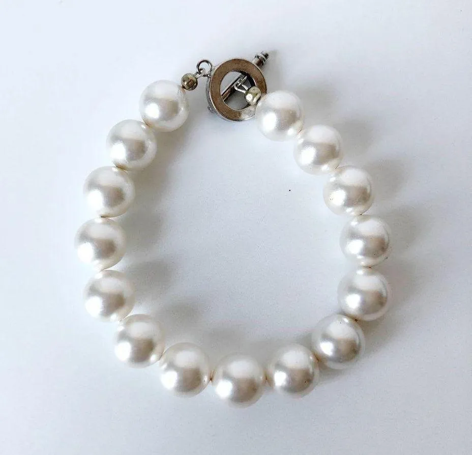 Pearl Bracelet White & Silver Classic Elegant Statement Faux Pearls - Image 4