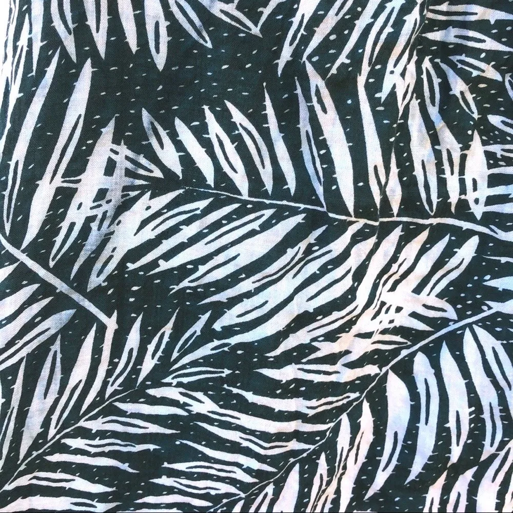 Lucca Couture Womens small Green Leaf print Racerback V-neck sleeveless dress - Image 10