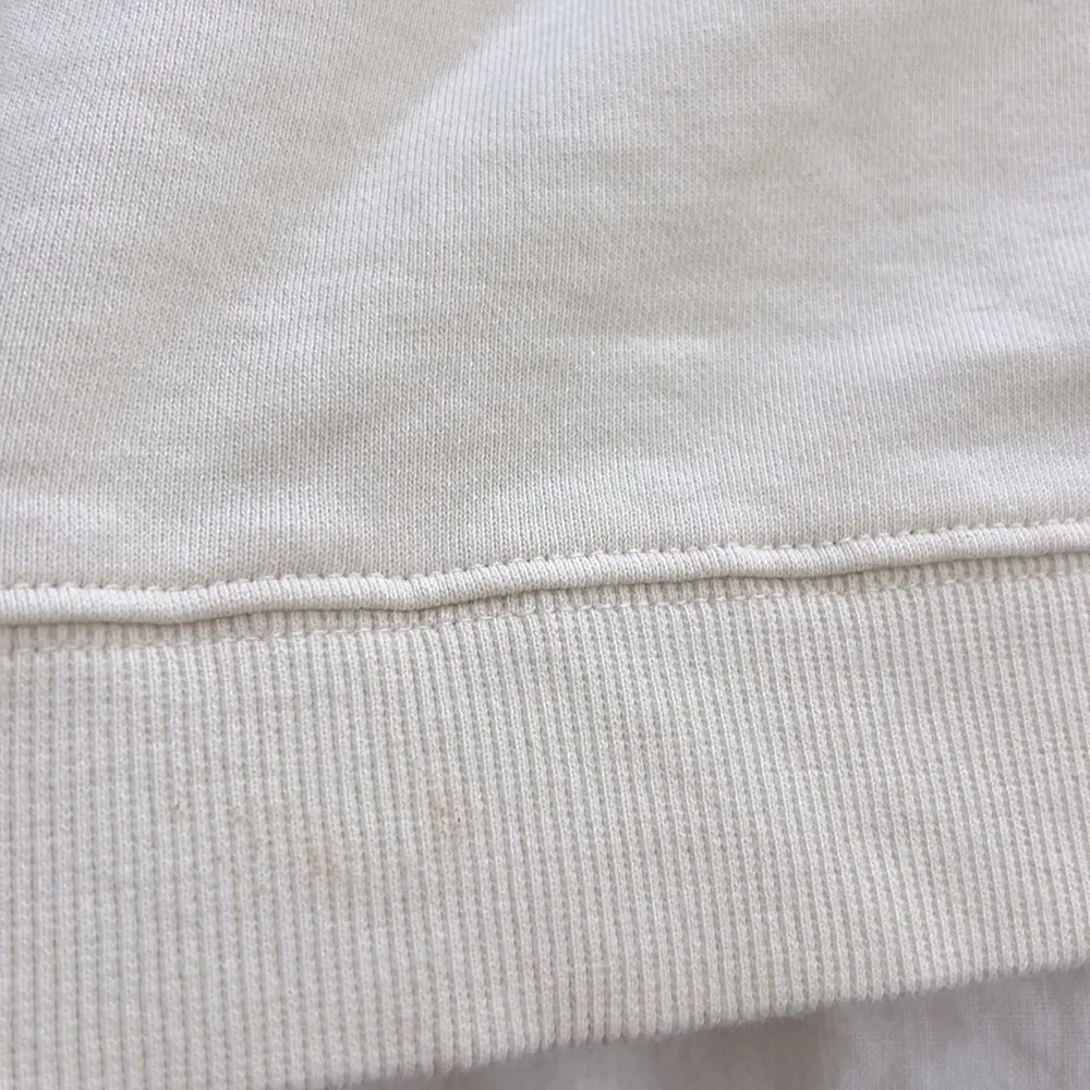 MAREA by Liz Joy Cream Graphic Cropped Pullover Sweater XS White - Image 7