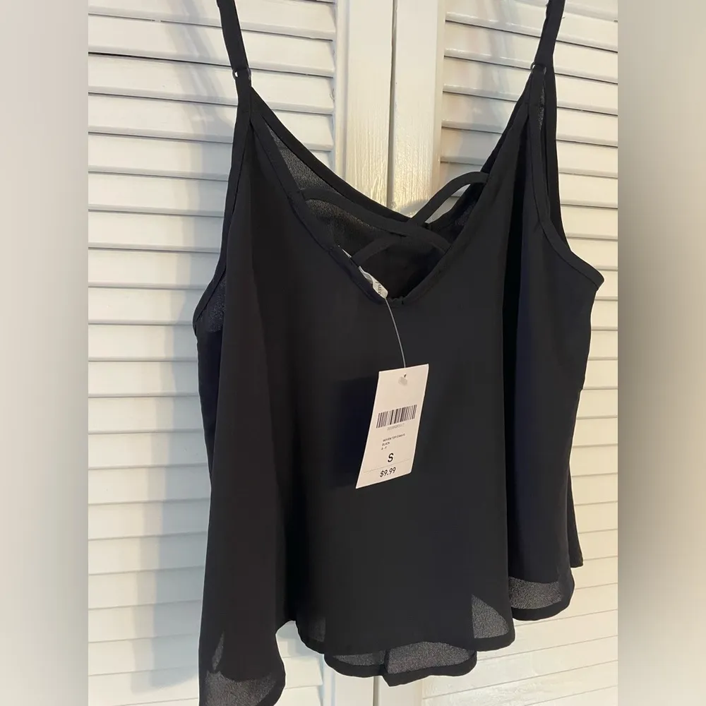 Black and White Tops collection - Image 5