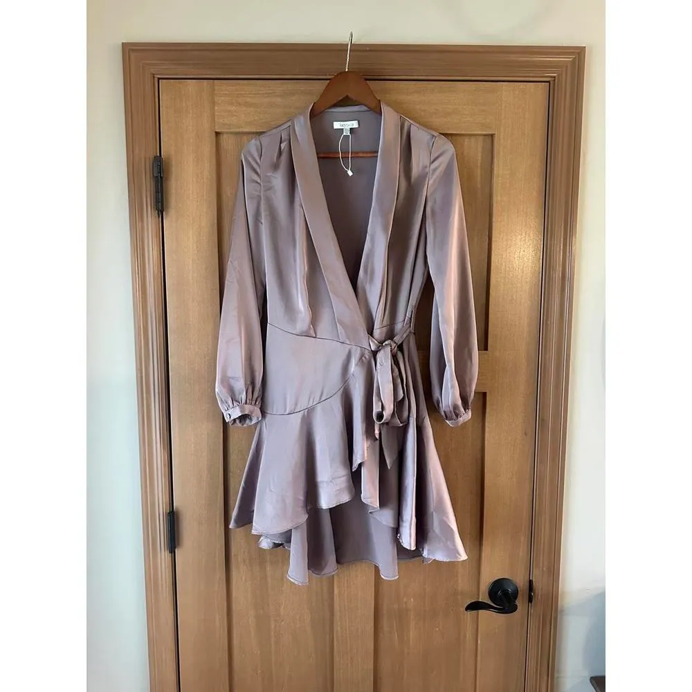 NWOT Lucy Paris Adonia Satin Wrap Dress in Lavender Women’s size Small​ - Image 3