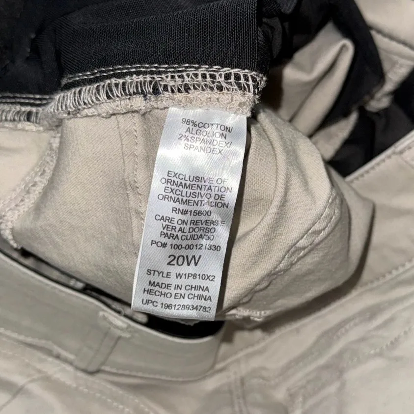 Democracy Ab Solution Bermuda Plus Shorts Women’s 20W Light Khaki Stretch - Image 5