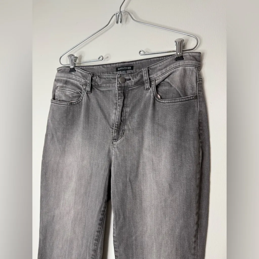 Eileen Fisher faded black/gray organic cotton tapered ankle high waist jeans 10 - Image 2