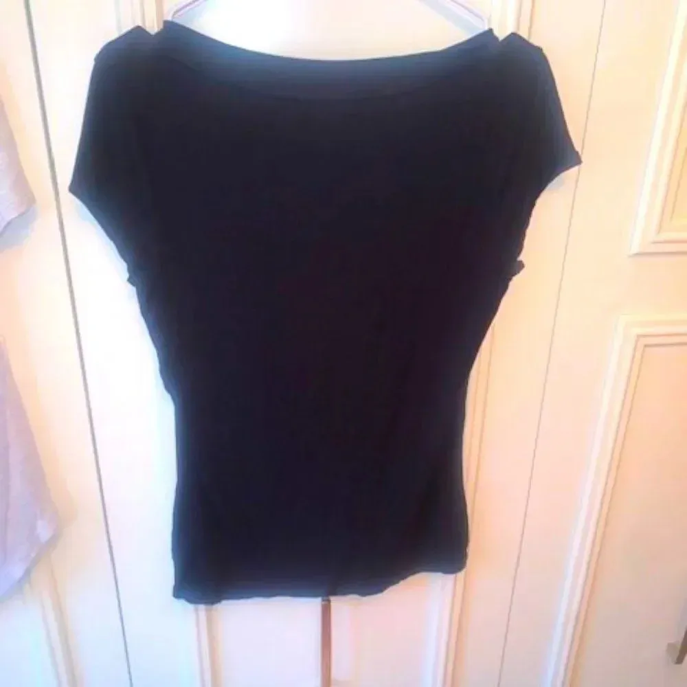 Set 2 grey/black short sleeve v-neck tees M - Image 10