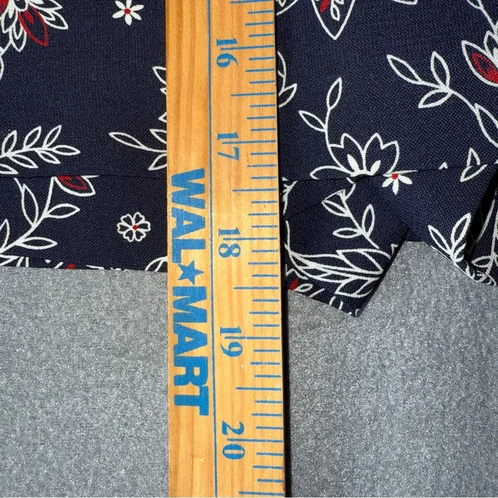 E‎ P Pro Golf Skort Navy with Floral Pattern size 12 Blue - Image 6