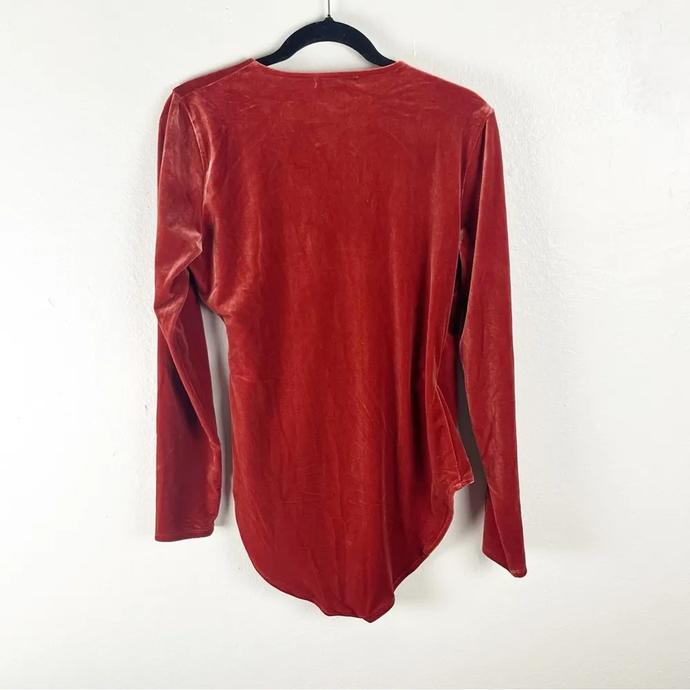 MADEWELL Rust Long Sleeves Velvet Faux Wrap V-Neck Bodysuit, Size XL - Image 2
