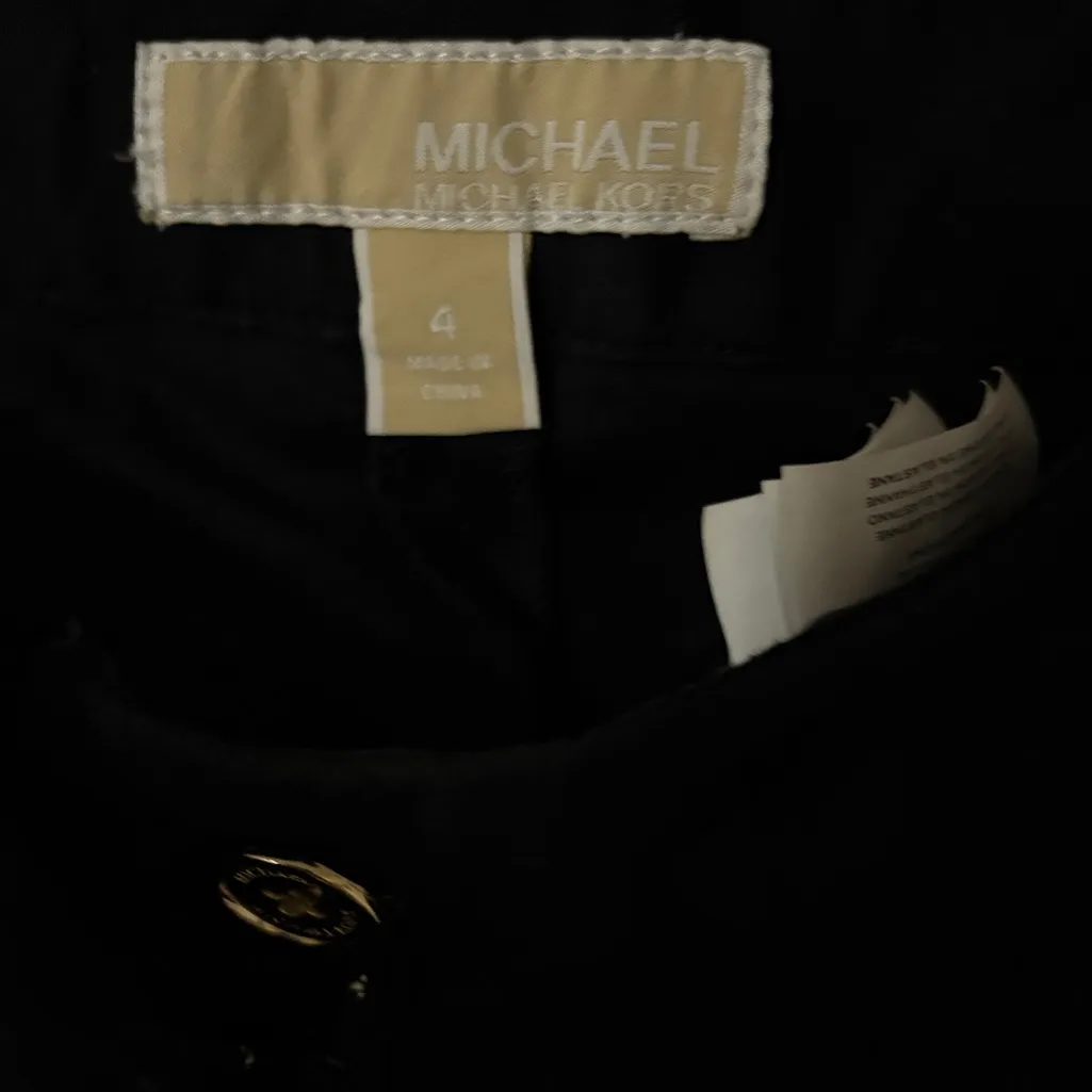 Michael Kors Black Pants With Gold Zipper & Pockets size 4 - Image 3