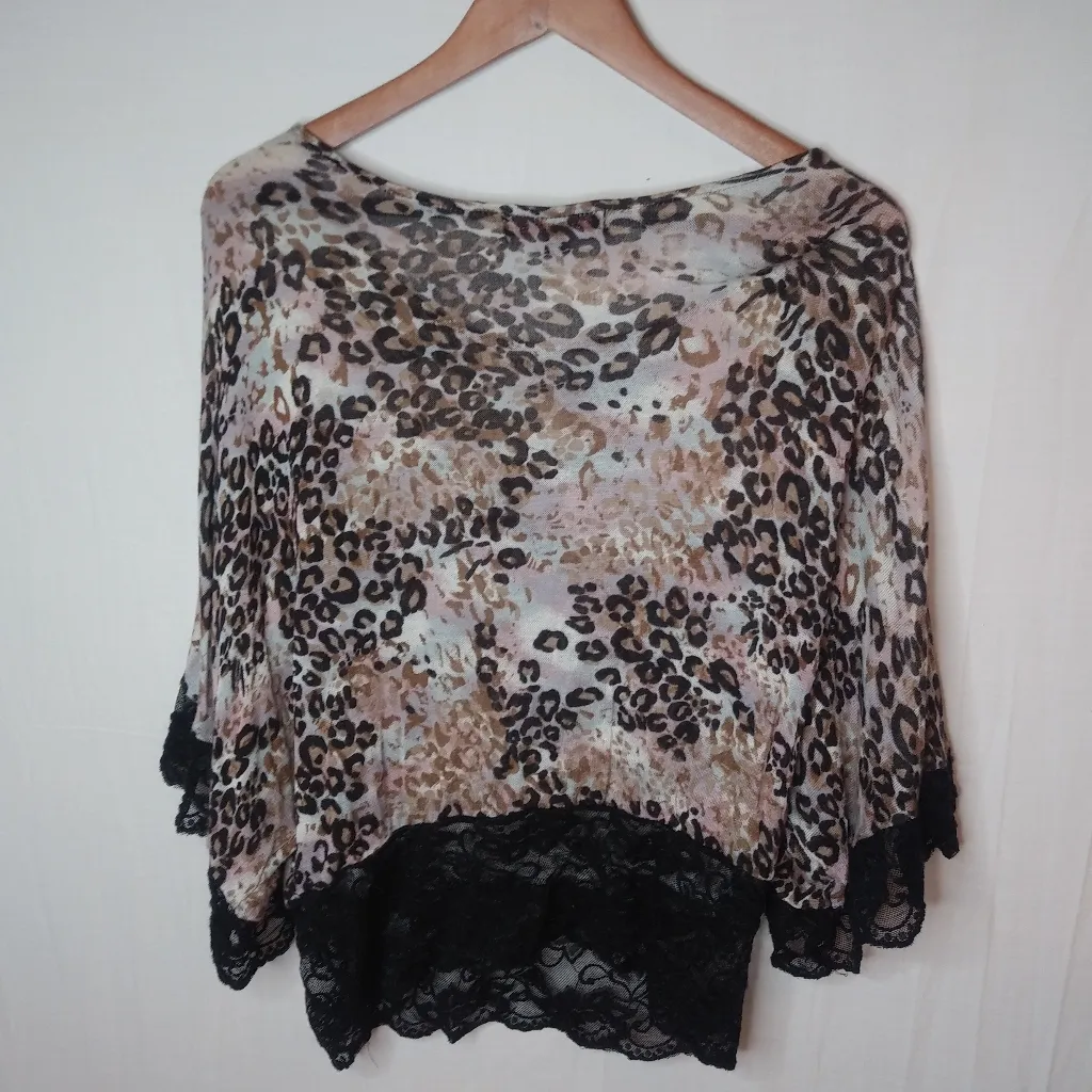 Almost Famous L Pink Tan Black Leopard Top - Image 2