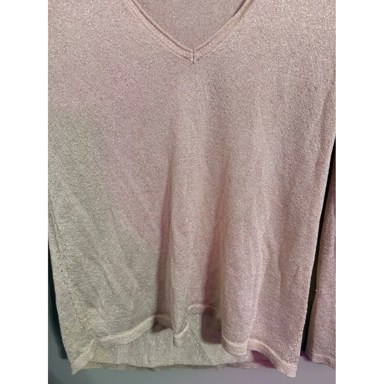 White House Black Market Sparkle V Neck Long Sleeve Sweater Top XS - Image 2