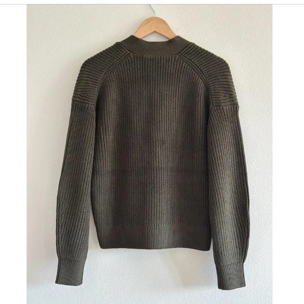 Everlane The Boxy Cardigan in Everyday Cotton in Dark Green, Size Small - Image 9