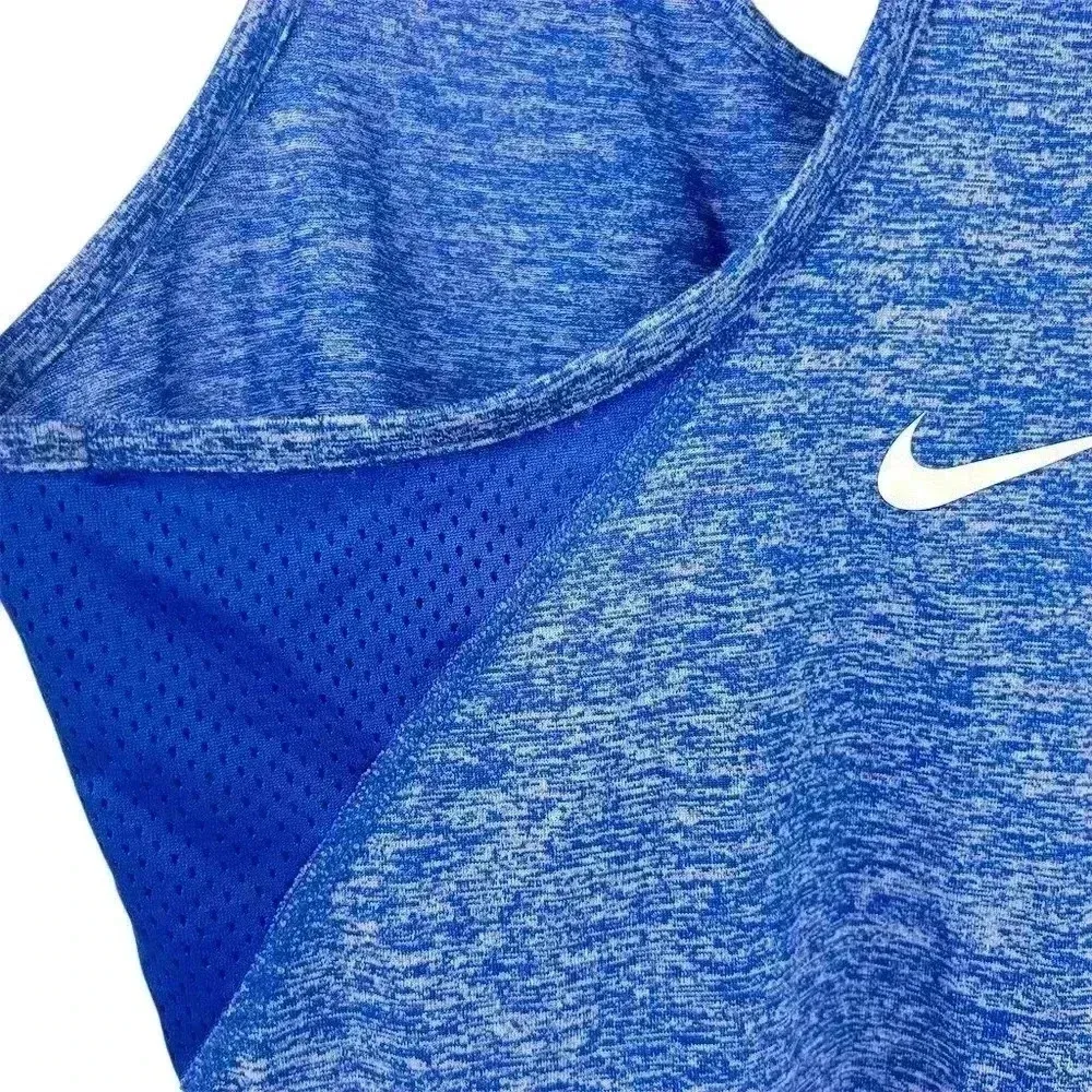 Nike Women's Blue Racerback Tank Top Size M Yoga Running Athletic Dri-fit - Image 6