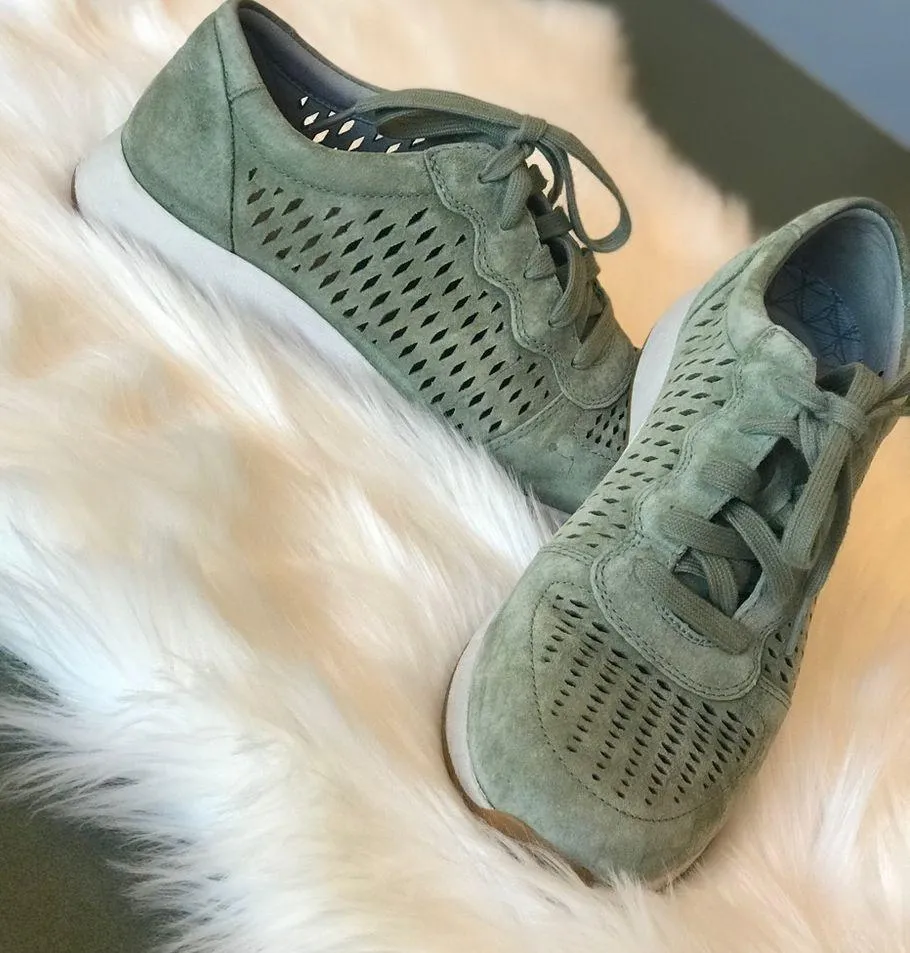 Dansko Women’s Ventilated "Charlie" Suede Sneakers 8 39 - Image 9