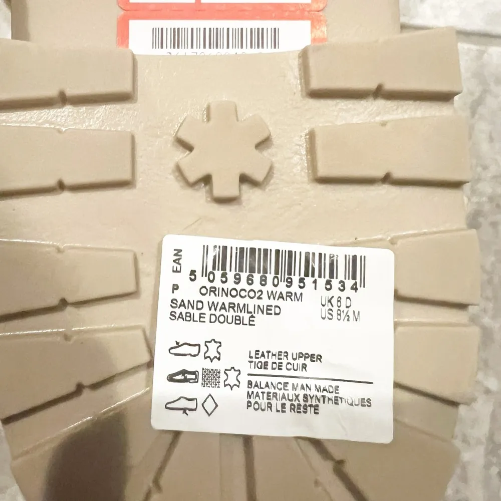 NEW Clarks Orinoco 2 Warm Lined Leather Boots, Size UK 6 US 8.5 New w/o Box - Image 11