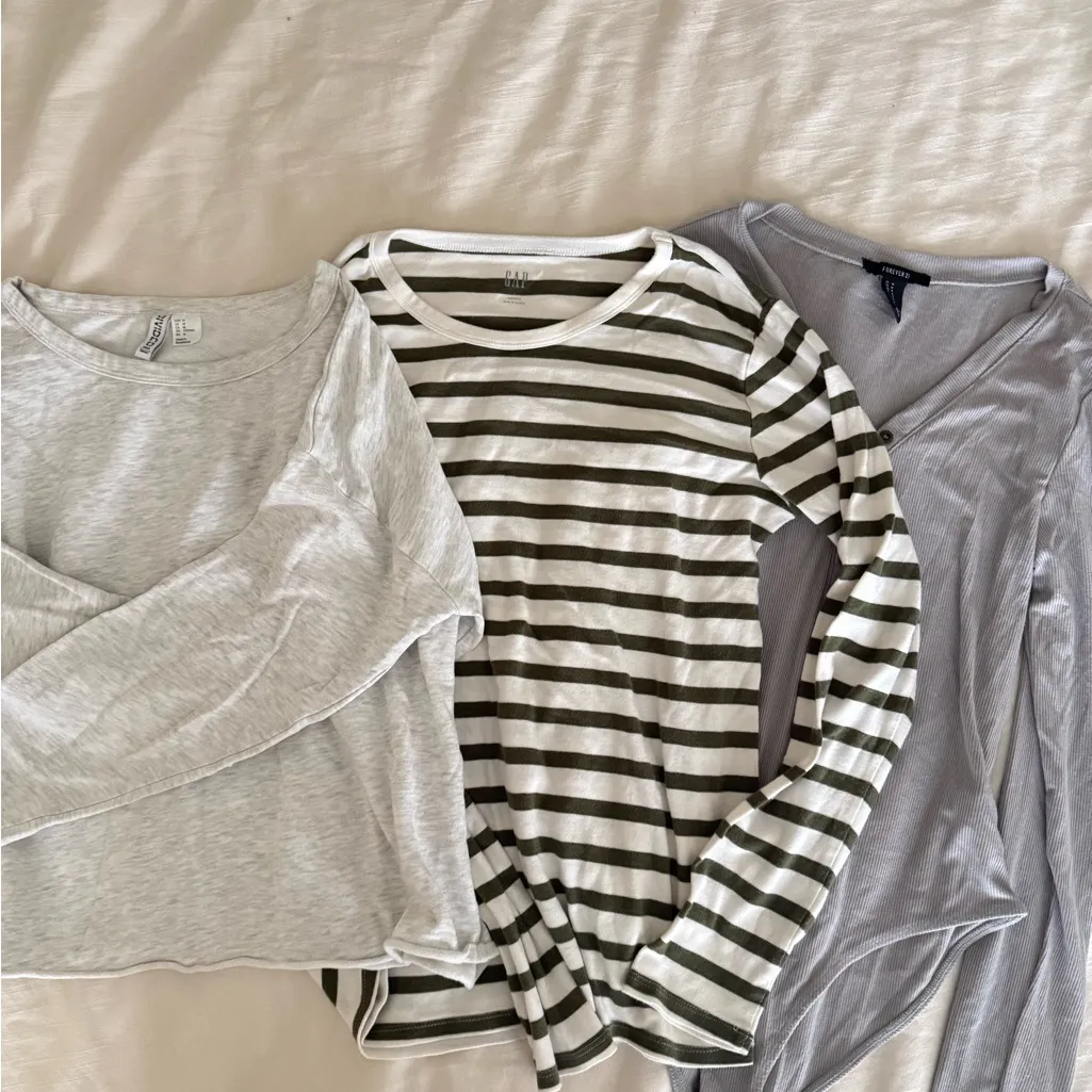 Capsule Wardrobe Top Bundle | M/L | Neutral Everyday Basics (3pc) - Image 2