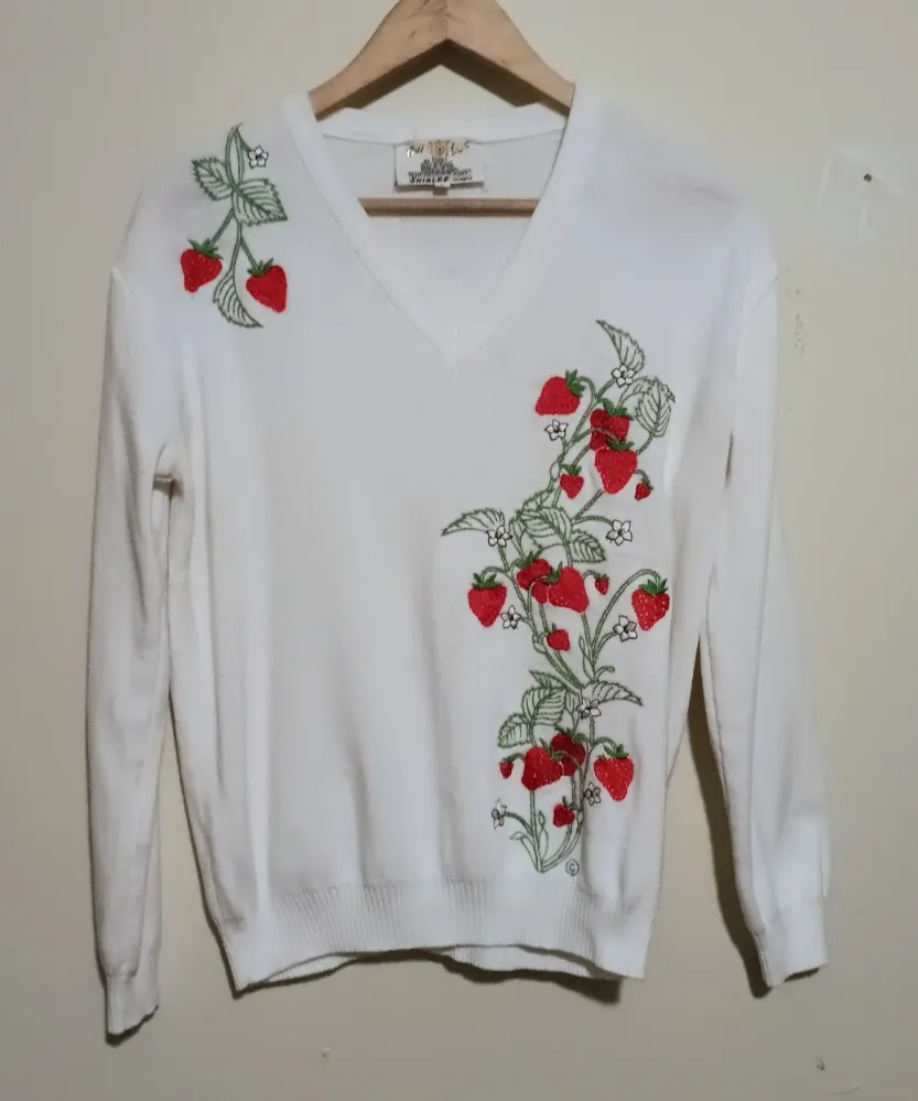 Vintage Cyn Les Shirlee Designs Strawberry Sweater-Large-Embroidered-Cottagecore - Image 1