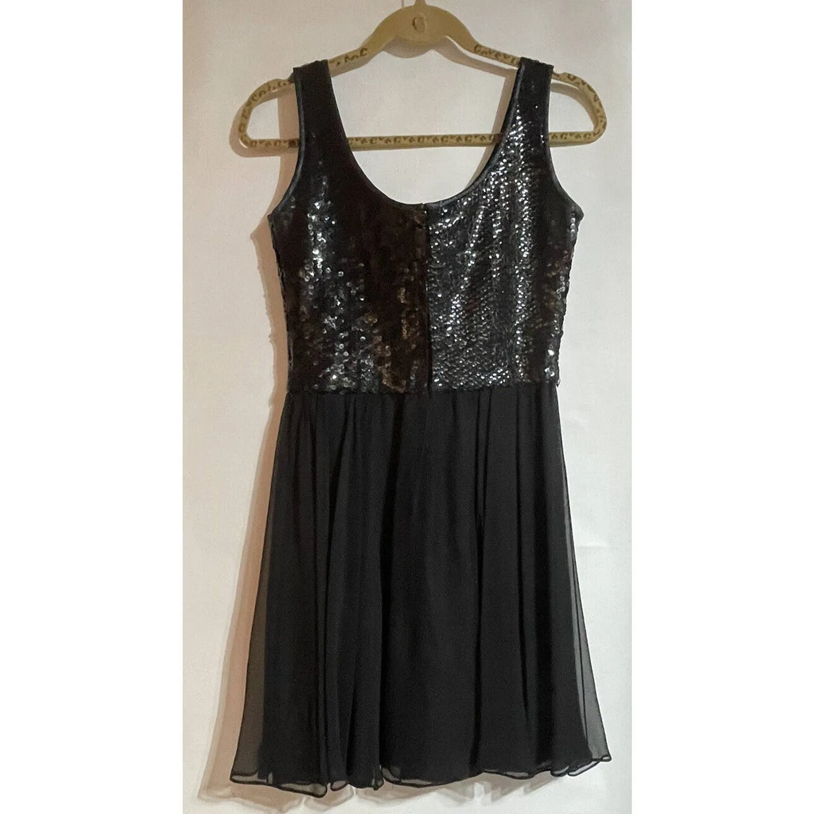 Tom and‎ Linda Platt Black Sequin Cocktail Dress w/Chiffon Skirt & Scarf Size M Size M - Image 5