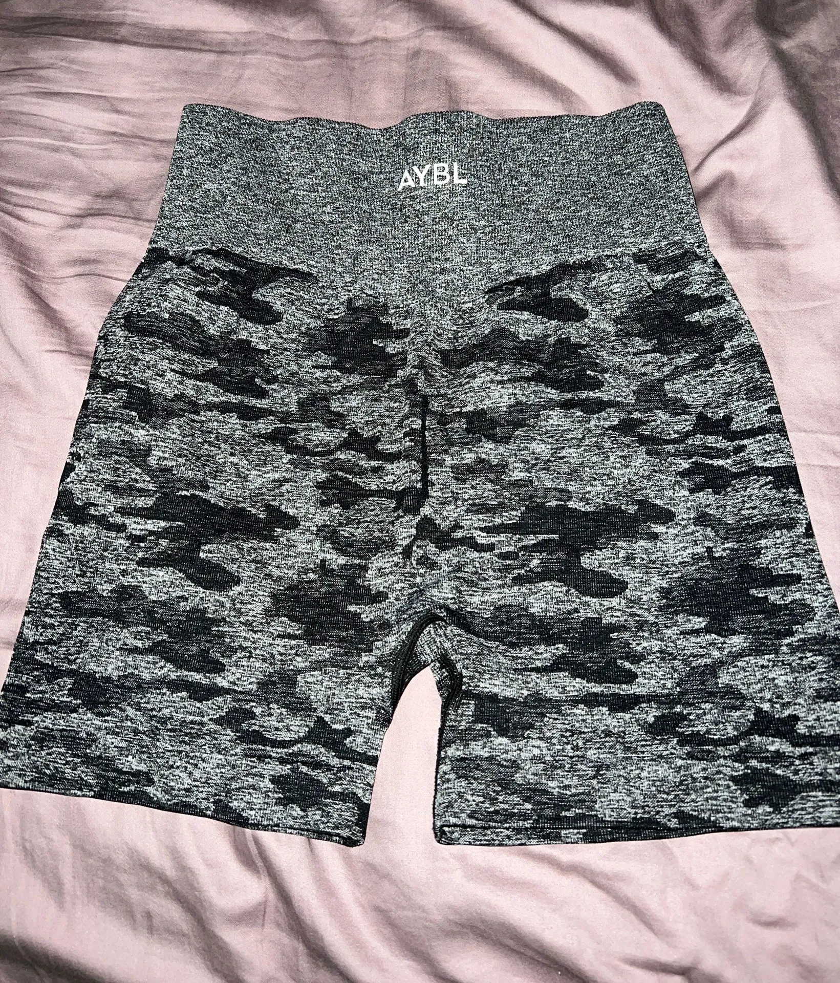 AYBL EVOLVE CAMO SEAMLESS SHORTS - Image 2