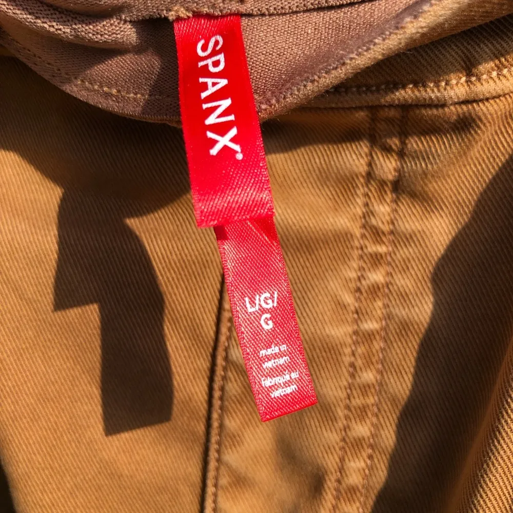 Spanx Stretch Twill Pull on straight leg pant size Large - Image 9