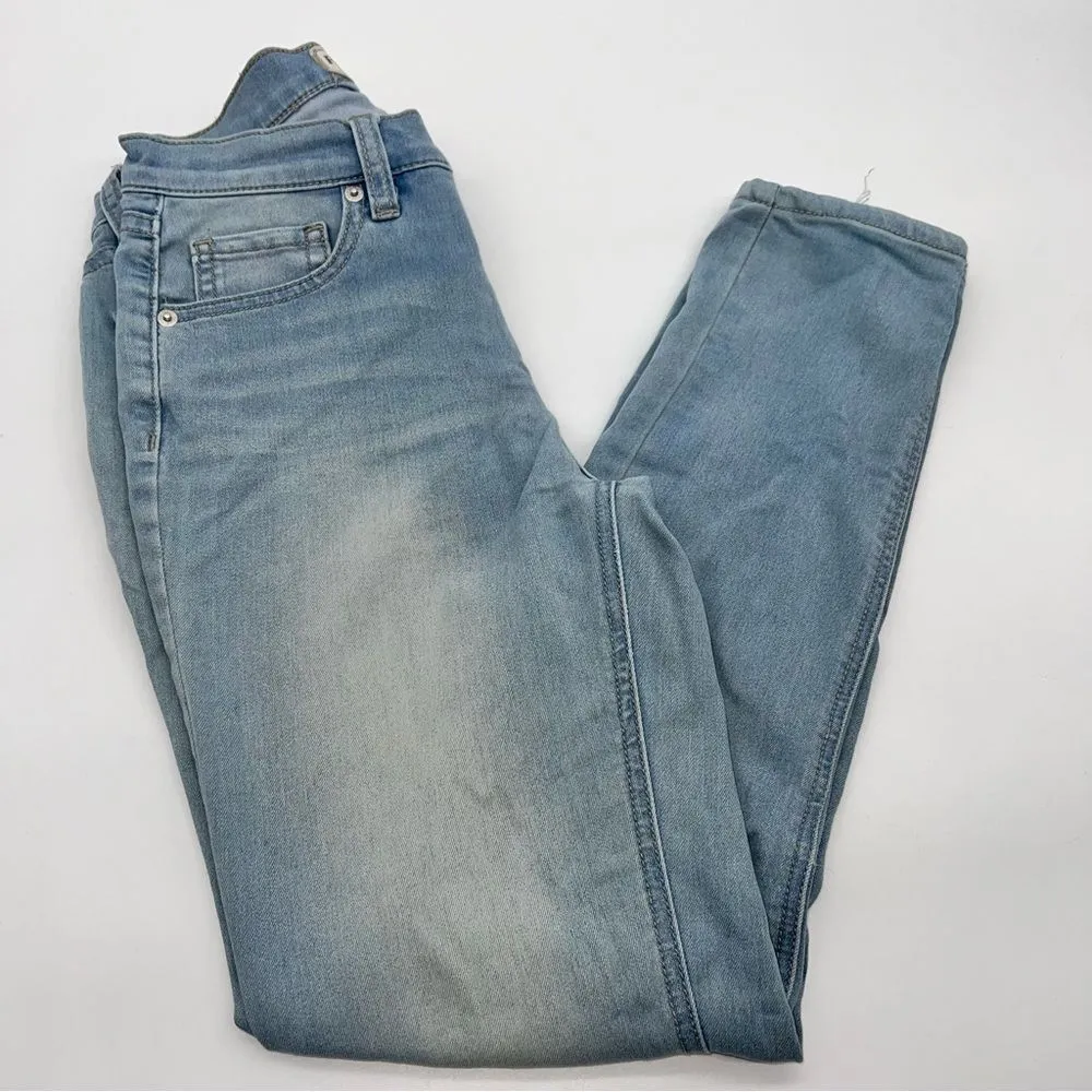 Free People Women's Long and Lean Light Wash Skinny High Rise Jeans-Size 25 - Image 7