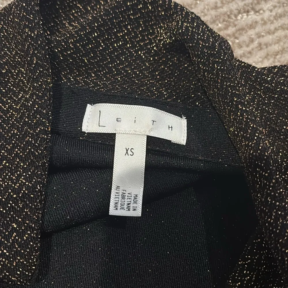 Leith Black and Gold button up - Image 3