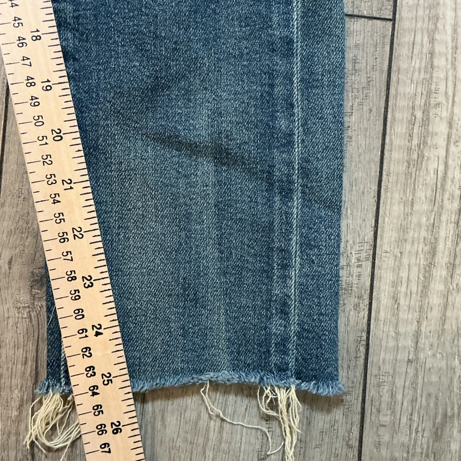 Pilcro‎ Anthropologie Slim Boyfriend Distressed Raw Hem Jeans 26 - Image 5