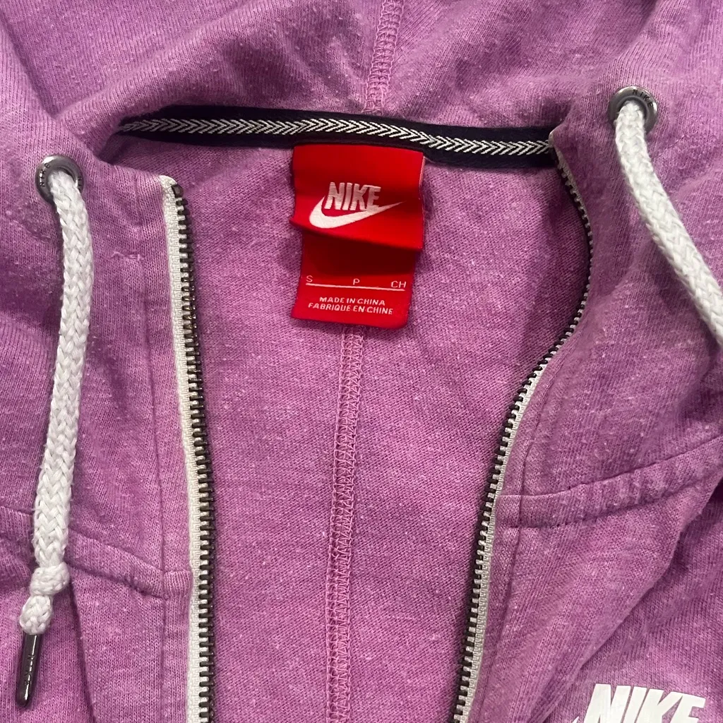 Nike Women's Lavender Full-Zip Hoodie - Image 3