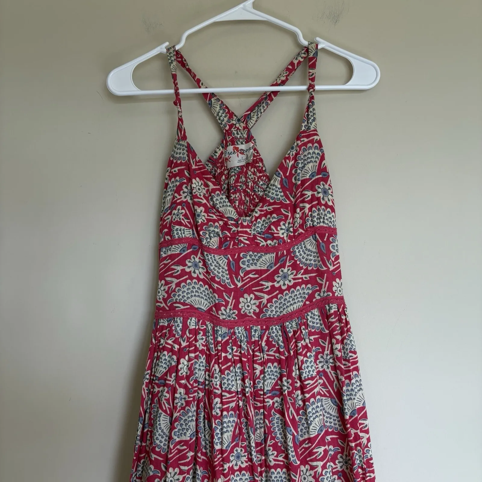 FREE PEOPLE Boho Eyelet Trim Peacock Feather Print‎ Midi Dress Size 2 Cotton - Image 4