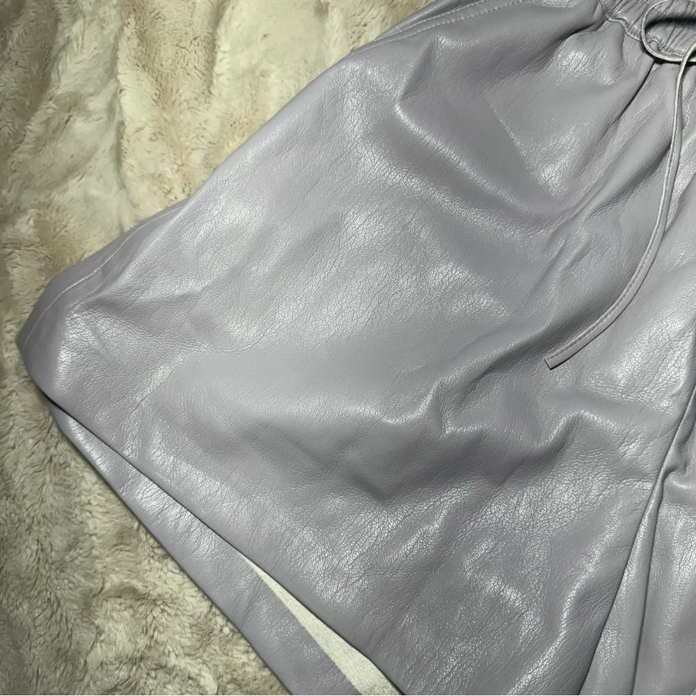 NWT $129 • Good American • Drawstring Shorts • Better Than Leather • Size 2/M - Image 6