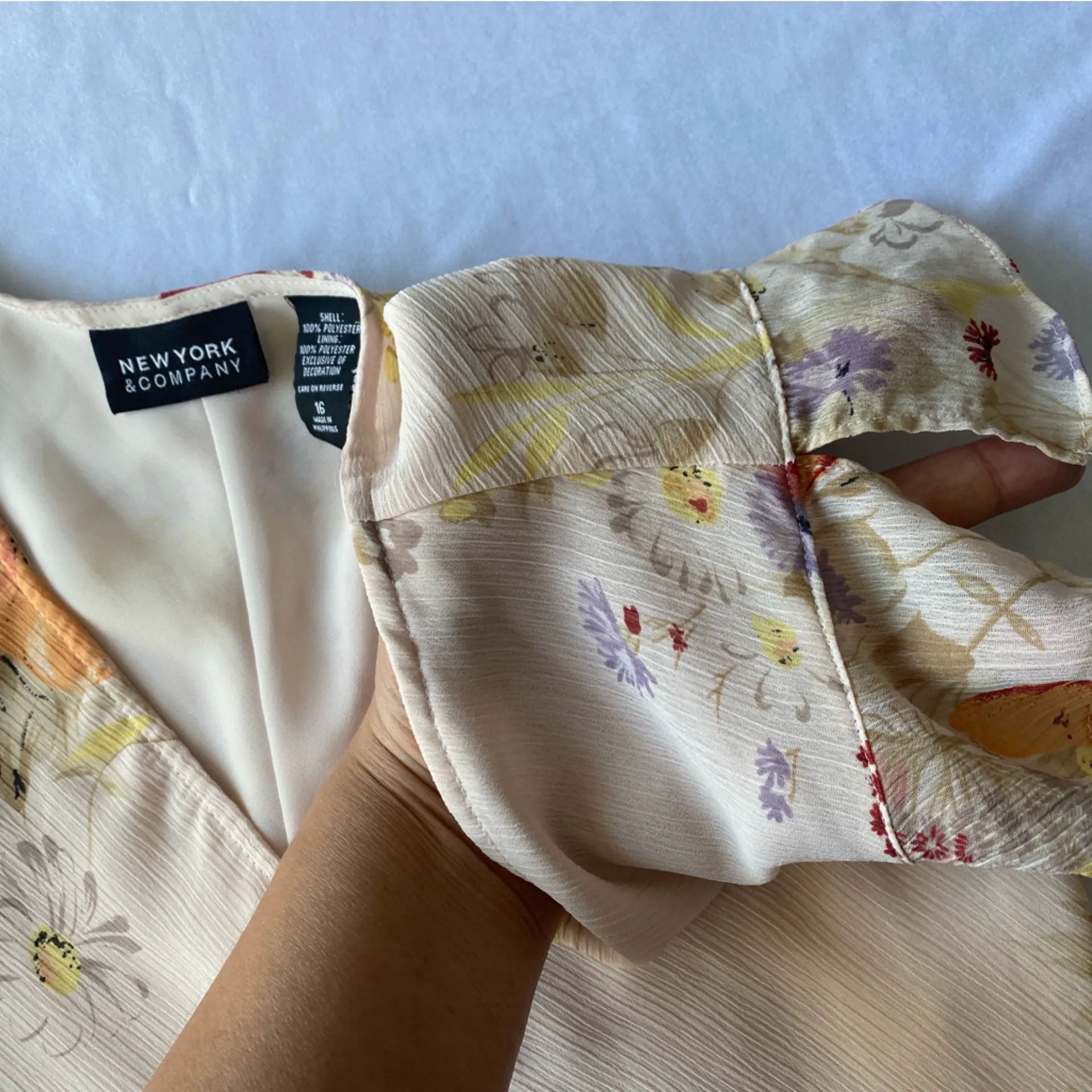 New York & Company Floral Cocktail Dress Size 16
Pre - Image 9