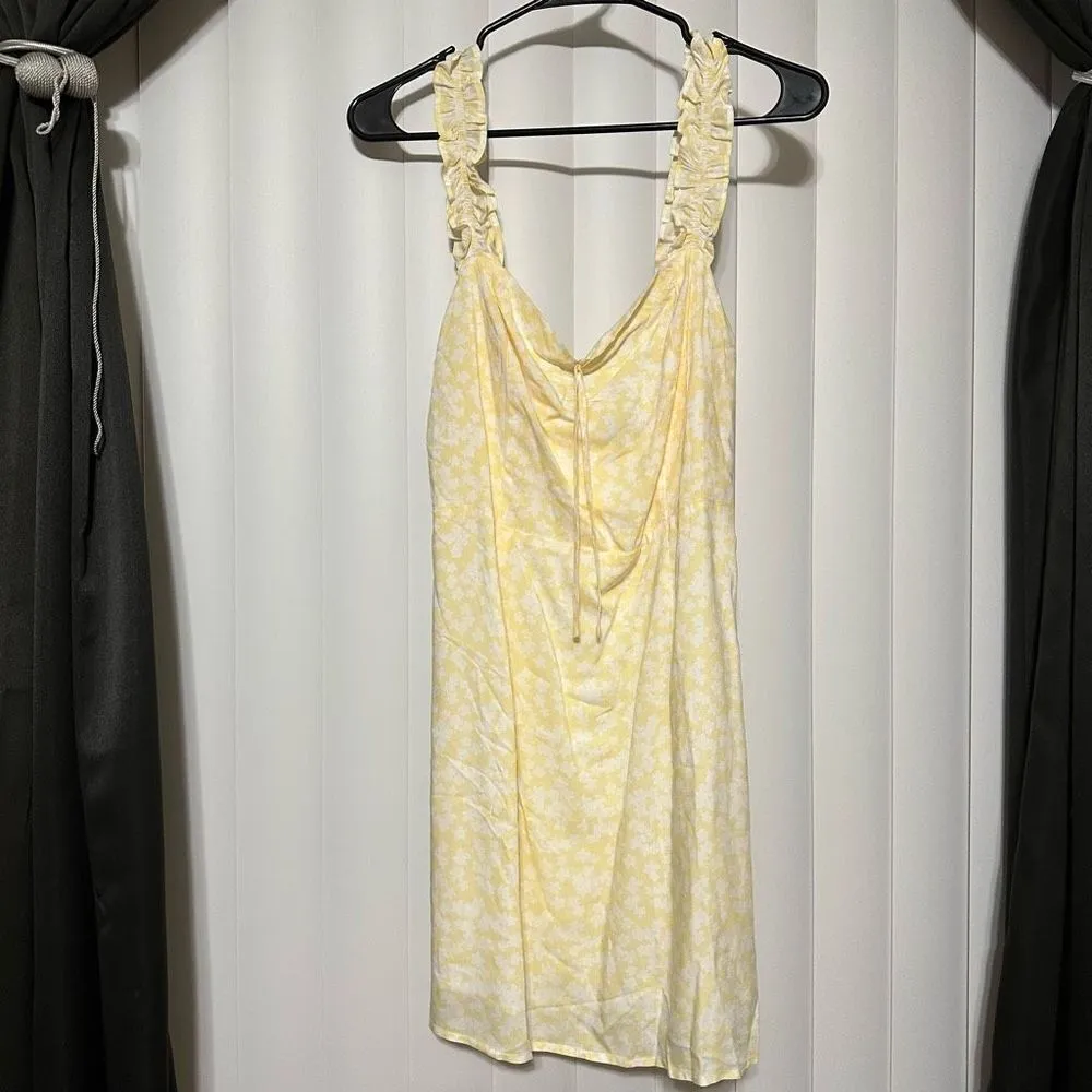 Charlie Holiday Harry Ditsy Floral Mini Dress. - Image 2