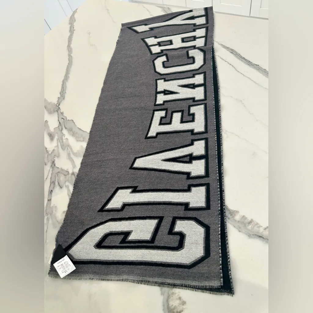 Givenchy College Logo Wool Scarf - Image 2