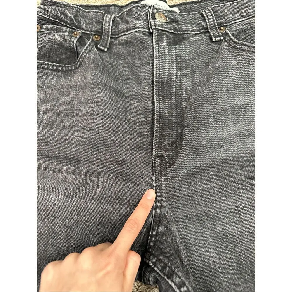 Abercrombie & Fitch Curve Love 90s Straight Ultra High Rise Black Wash Jean 28/6 - Image 10