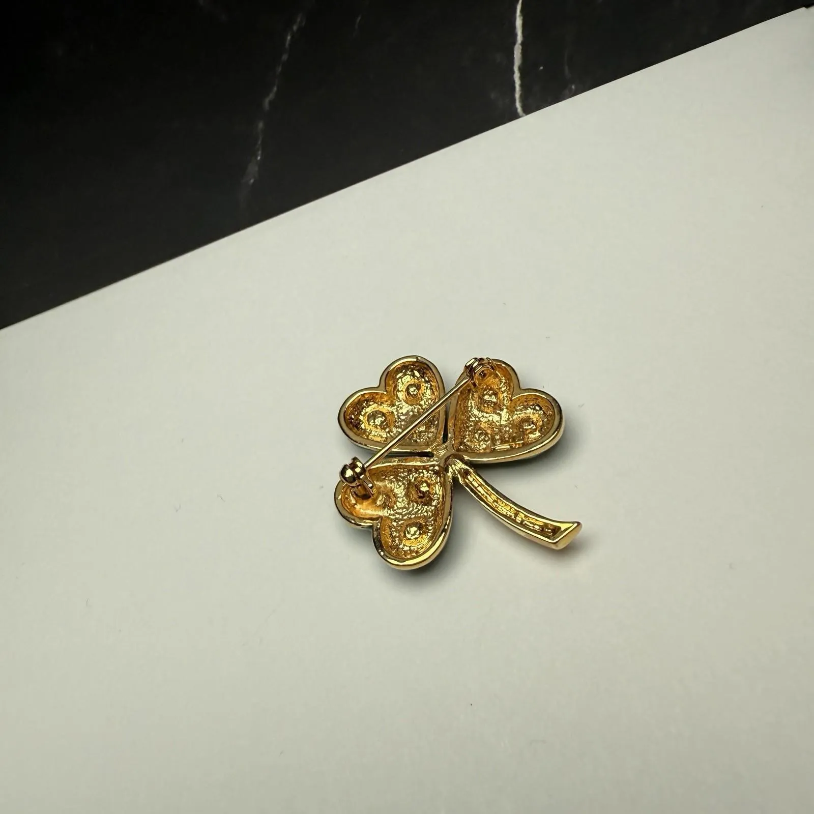 Green Rhinestone Three Leaf Clover Shamrock Brooch Pin Gold Tone St Patrick’s - Image 5