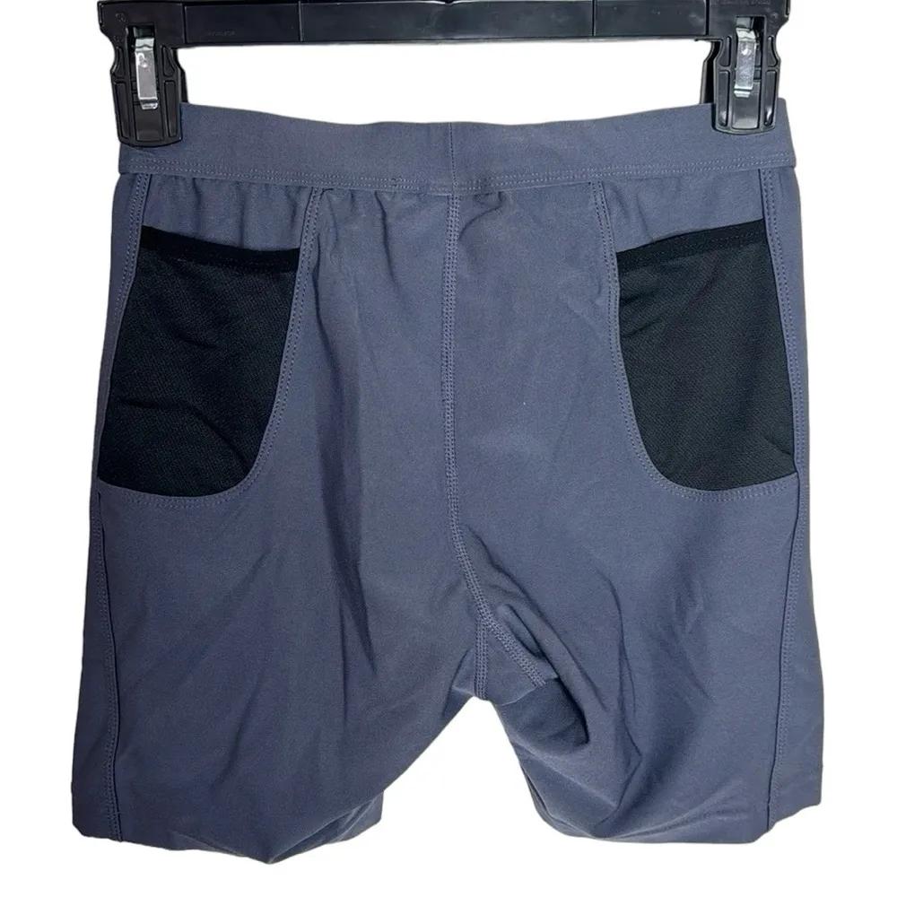 Nike dri-fit athletic biker shorts with mesh pockets charcoal grey size XS - Image 2
